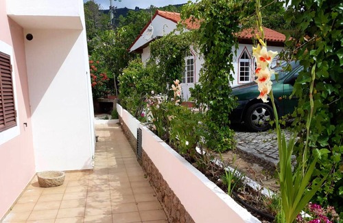 Monchique House | Homerez - Amazing house 15 km away from the beach for 8 ppl. with shared pool
