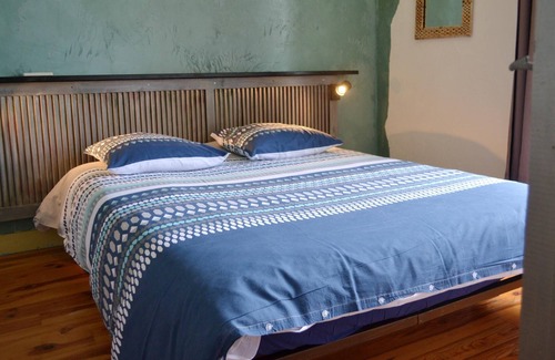 Laurac Villa | Homerez - Amazing villa for 12 ppl. with shared pool and balcony at Laurac