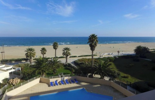 Canet-Plage Apartment | Homerez - Apartment in Canet-en-Roussillon
