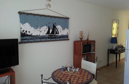 Trois-Bassins Apartment | Homerez - Apartment in Les Trois Bassins