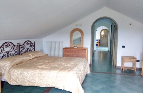 Pontecagnano Faiano Apartment | Homerez - Apartement 4 km away from the beach for 3 ppl. with garden at Faiano