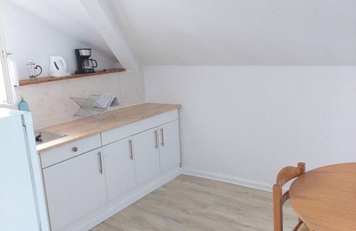 Rosny-sous-Bois Apartment | Homerez - Apartment Rosny-sous-Bois