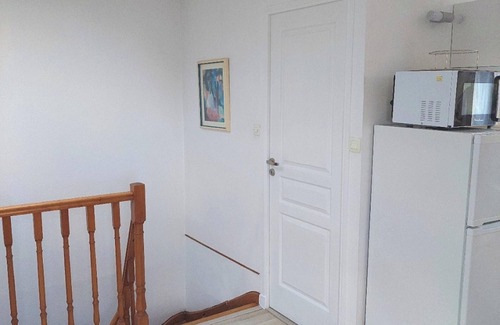 Rosny-sous-Bois Apartment | Homerez - Apartment Rosny-sous-Bois