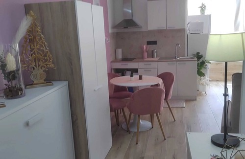 Fuengirola City Centre Apartment | Homerez - Apartment, Fuengirola, sea view