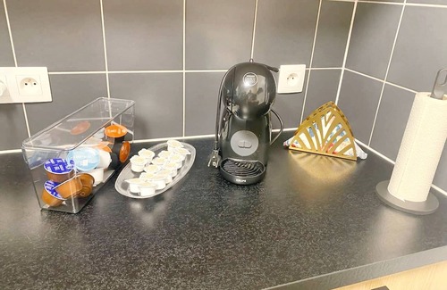 Anderlecht Apartment | Homerez - Apartment in Cureghem, Anderlecht