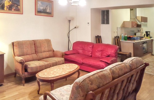 Morlaix Apartment | Homerez - Apartment in Morlaix