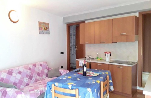 Prabione Apartment | Homerez - Apartment in Prabione, parking