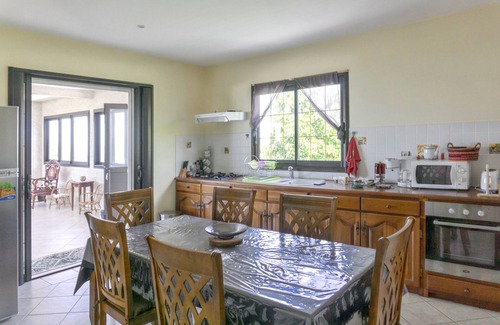Petite-Ile Apartment | Homerez - Apartment in Petite Île.