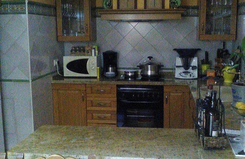 Este-Alcosa-Torreblanca Apartment | Homerez - Apartment in Seville