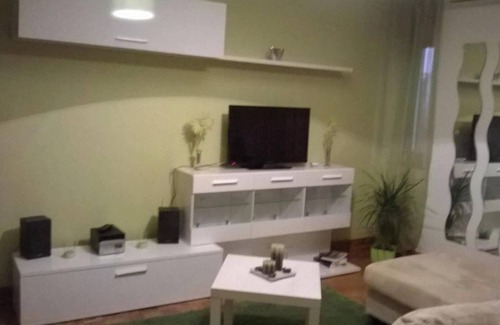 Seia Apartment | Homerez - Apartment in Seia with parking.