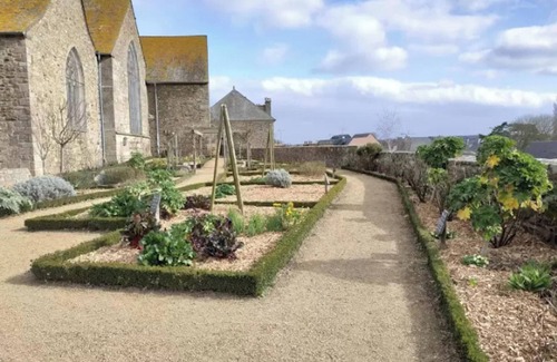 Planguenoual Apartment | Homerez - Apartment Lamballe, sea view