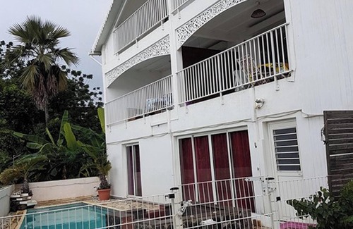 Bois de Nefles Apartment | Homerez - Apartment Saint-Paul, sea and mountain view.
