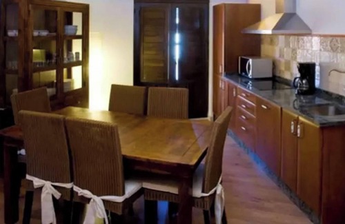 Villalpando Apartment | Homerez - Appart. Villalpando, Balcony