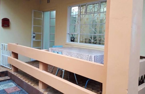 Vacoas-Phoenix Apartment | Homerez - Appartement 15 km away from the beach for 4 ppl. at Vacoas-Phoenix