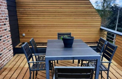 Froidchapelle Apartment | Homerez - Appartement for 6 ppl. with terrace and balcony at Froidchapelle