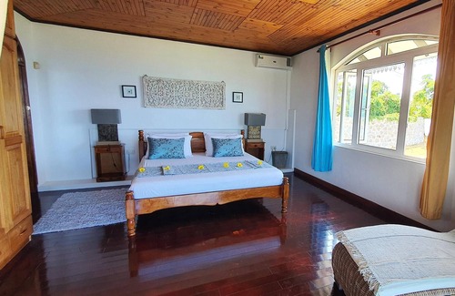 Zig Zag Ward Apartment | Homerez - Appartement 5 km away from the beach for 3 ppl. at Les Mamelles