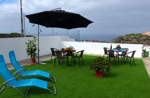 Las Arenas Apartment | Homerez - Appartement 4 km away from the beach for 4 ppl. at La Orotava