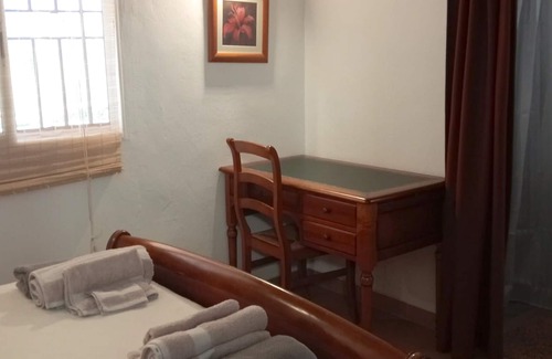 Pago Aguilar Bajo Apartment | Homerez - Appartement for 3 ppl. with swimming-pool and garden at Tabernas