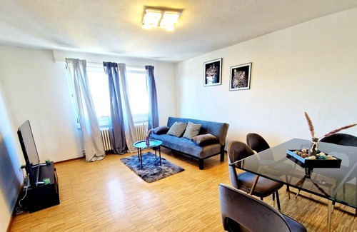 Neckarau Apartment | Homerez - Appt. Mannheim/Neckarau