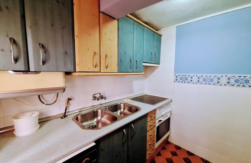 Old Town Apartment | Homerez - Apt Cuenca with parking