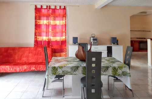 Le Vauclin Apartment | Homerez - Apt. Le Vauclin mountain view