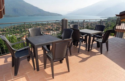 Vercana Apartment | Homerez - Apt near Lake, Vercana