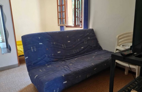 Isolella Apartment | Homerez - Apt. Pietrosella - Garden View