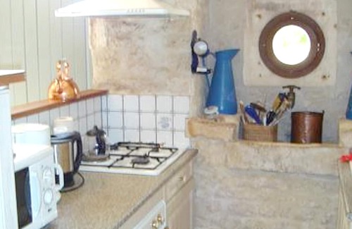 Antezant-la-Chapelle House | Homerez - Beautiful house for 4 ppl. at Antezant-la-Chapelle
