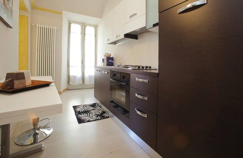Piazza Apartment | Homerez - Beautiful appartement for 4 ppl. with balcony at Mondovì Piazza (CN)