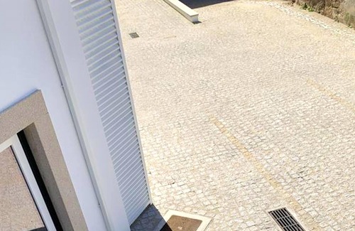Castelo Branco House | Homerez - Beautiful house for 4 ppl. with balcony at Castelo Branco