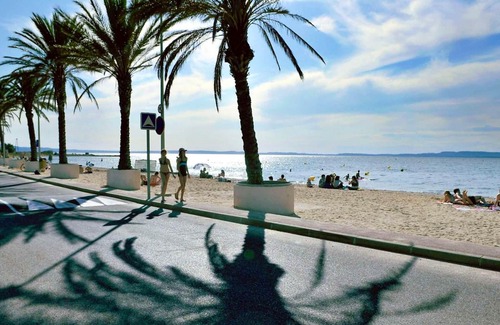 Pelissanne Apartment | Homerez - Beautiful appartement for 4 ppl. with terrace at Pélissanne