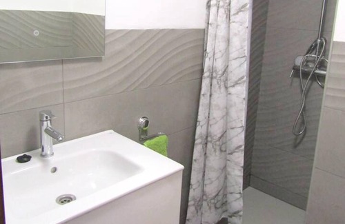 Benetusser Apartment | Homerez - Beautiful appartement for 6 ppl. at Benetúser