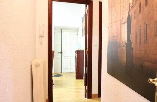 Old Town Apartment | Homerez - Beautiful appartement for 3 ppl. at Salamanca