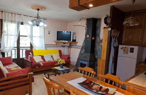 Espot Apartment | Homerez - Beautiful appartement for 4 ppl. with garden and balcony at Espot