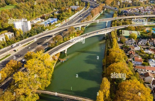 Saint-Maurice Apartment | Homerez - Beautiful appartement for 4 ppl. at Saint-Maurice