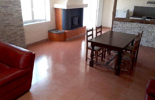 Lacrouzette House | Homerez - Beautiful house for 5 ppl. with garden and terrace at Lacrouzette