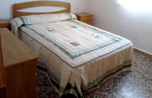 Beal House | Homerez - Beautiful house for 4 ppl. with shared pool and garden at Cartagena