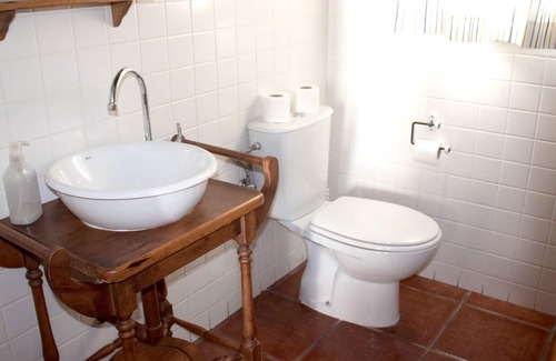 Estepa House | Homerez - Beautiful house for 3 ppl. with shared pool and terrace at Estepa