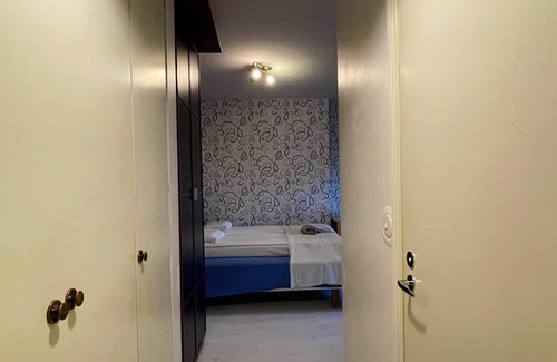 Alppiharju Apartment | Homerez - Beautiful studio for 3 ppl. with balcony at Helsingfors