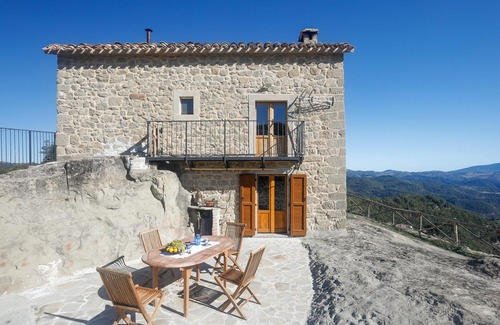 Roccafluvione Ski Chalet | Homerez - Big chalet for 10 ppl. with jacuzzi, terrace and balcony at Meschia