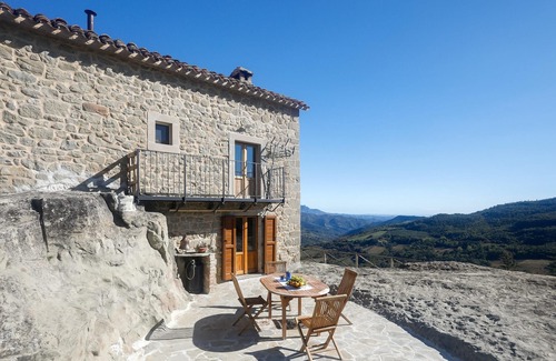 Roccafluvione Ski Chalet | Homerez - Big chalet for 10 ppl. with jacuzzi, terrace and balcony at Meschia