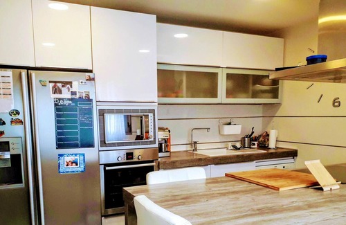 Rivas-Vaciamadrid House | Homerez - Big house for 10 ppl. with garden at Rivas-Vaciamadrid