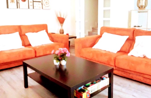 Rivas-Vaciamadrid House | Homerez - Big house for 10 ppl. with garden at Rivas-Vaciamadrid