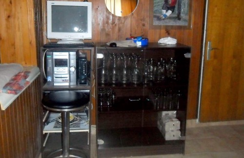 Kutina House | Homerez - Big house 1 km away from the beach for 10 ppl. with garden at Kutina