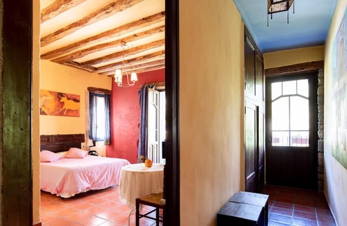 Albella House | Homerez - Big house for 18 ppl. with garden at Albella
