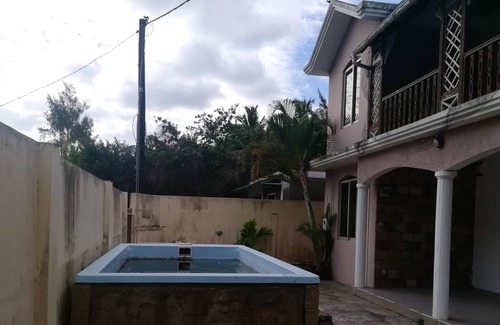 Souillac Villa | Homerez - Big villa 1 km away from the beach for 12 ppl. with swimming-pool