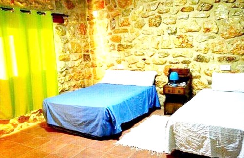 La Salzadella Villa | Homerez - Big villa for 16 ppl. with swimming-pool and garden at La Salzadella