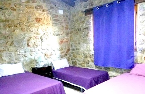 La Salzadella Villa | Homerez - Big villa for 16 ppl. with swimming-pool and garden at La Salzadella