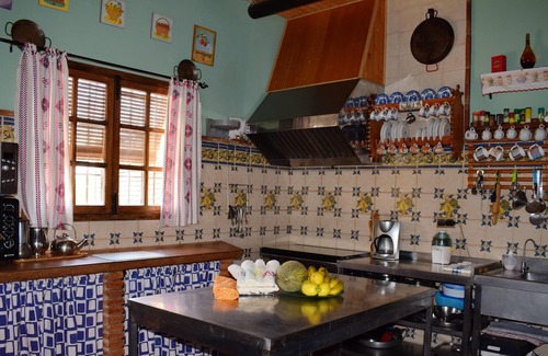 Palenciana Villa | Homerez - Big villa for 18 ppl. with swimming-pool and terrace at Palenciana