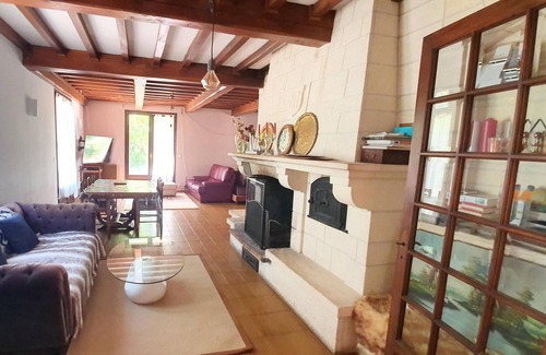 Montricoux Villa | Homerez - Big villa for 14 ppl. with swimming-pool and terrace at Montricoux